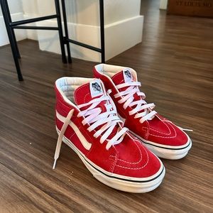 VANS - Size 7 Women’s